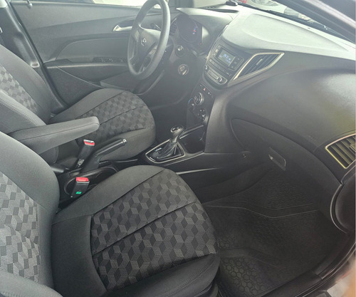 Hyundai HB20 1.6 COMFORT PLUS 16V FLEX 4P AUTOMÁTICO