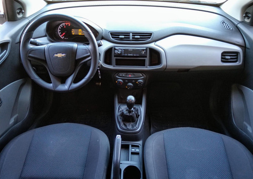 Imagem 10 de 11 de Chevrolet Onix Hatch Joy 1.0 8v Flex 5p Mec.