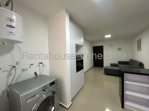 Norgelin Diaz Alquila Apartamento En El Este De Barquisimeto Con Planta Eléctrica Y Piscina Cod.25-17501