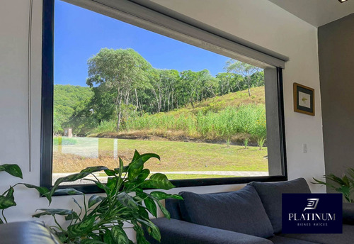 Vendo Casa En Valle Escondido
