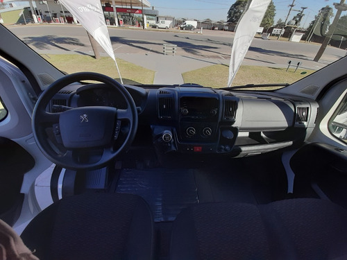 Imagen 4 de 10 de Peugeot Boxer Premium 2.2 Hdi 435 Mh