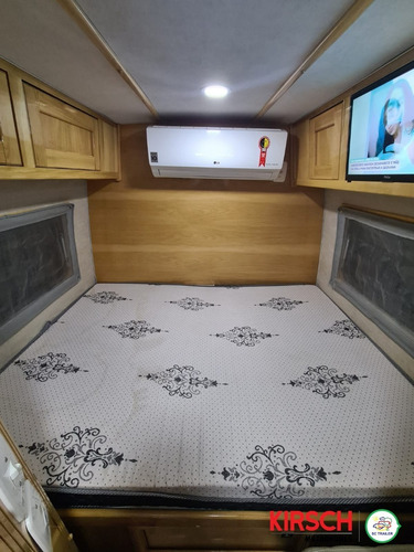 Imagem 13 de 15 de Motorhome Mercedes Benz Sprinter 415 - Y@w4