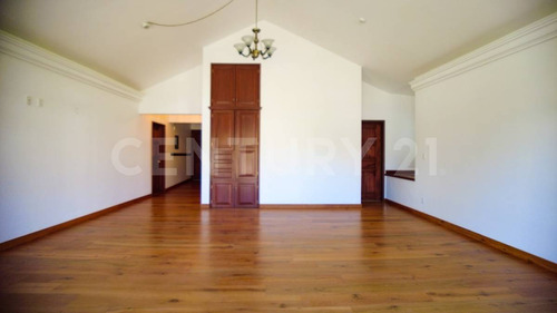 Residencia De Lujo En Venta Tepotzotlan. Un Nivel 10734