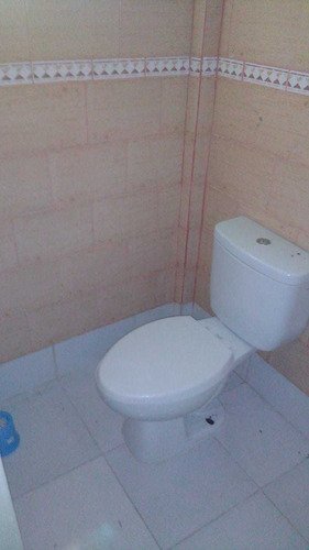 Alquilo Habitación Amueblada Con Baño Privado Y Entrada Inde