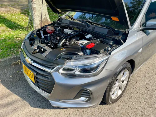 Chevrolet Onix 1.0T Premier Sedan At