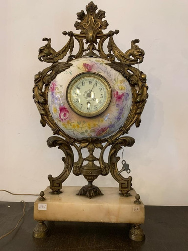 Reloj De Apoyo En Cerámica Decorado Y Bronce Cincelado