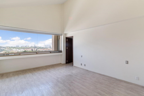 Imagen 8 de 14 de Vende Hermoso Ph Con Vista Al Campo De Golf