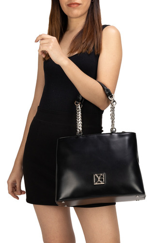 Bolsa Satchel Cloe Izisyla Mediano Color Negro