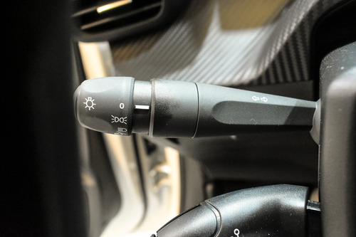 Peugeot 208 1.6 Allure