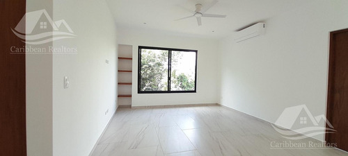 Casa En Venta En Residencial Via Cumbres