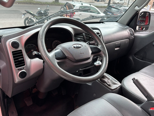 Kia Bongo 2.5 TD DIESEL STD CS MANUAL