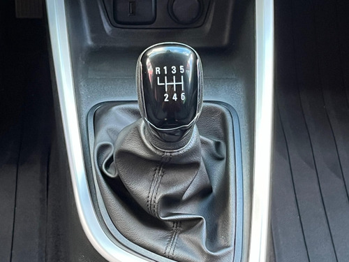 Chevrolet Onix Lt MT turbo
