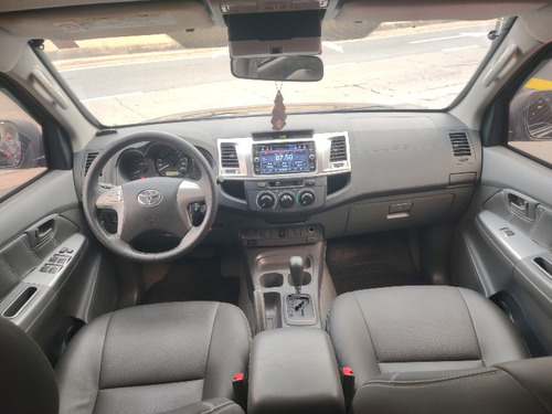 Toyota Hilux 2.7 Sr Cab. Dupla 4x2 Flex Aut. 4p