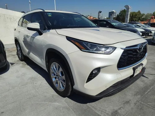 Toyota Highlander 3.5 Limited Panoramic Roof At