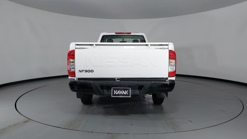 Nissan NP300 2.5 CHASIS CABINA DH AC PAQ. SEG