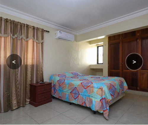 Imagen 5 de 9 de Venso Casa De 2 Niveles 4 Hab/ 194 Mt2 En Roca Mar, D.n