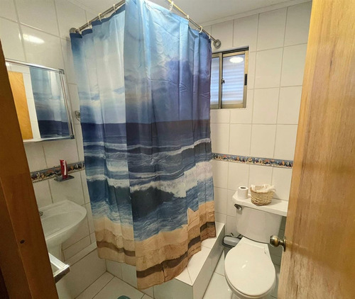Casa Amoblada En Venta De 4 Dorm. En Algarrobo