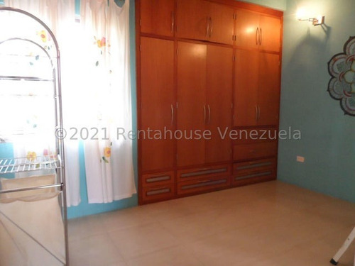 Imagen 13 de 30 de Townhouse En Venta En Carrizal Mls# 23-7271