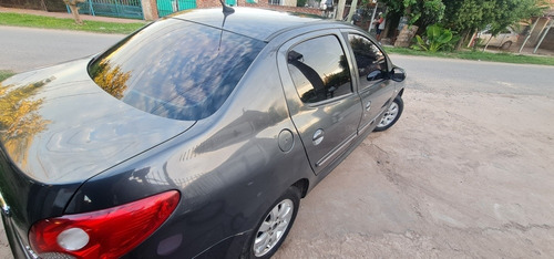 Peugeot 207 Compact 2013 1.4 Sedan Allure 75cv