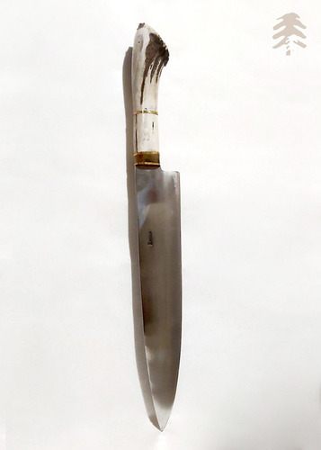 Cuchillo Artesanal Stassen Acero Carbono Ciervo 44cm