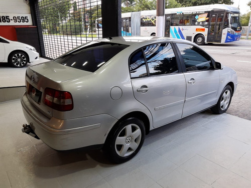 Volkswagen Polo Sedan 1.6 Mi Evidence 8v Flex 4p Manual