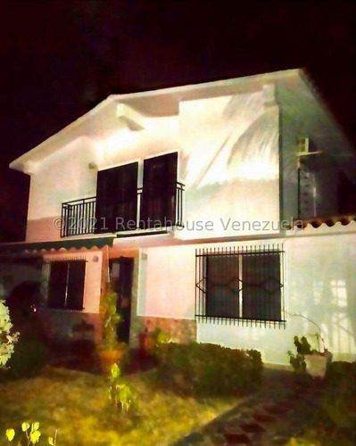 Casa En Venta Ubicada En Cumboto Puerto Cabello Carabobo 23-17509, Eloisa Mejia