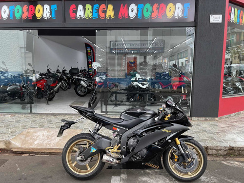 Yamaha R6