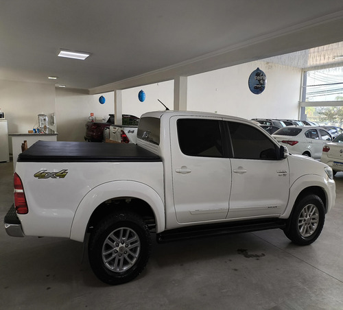Toyota Hilux 2.7 SRV 4X4 CD 16V FLEX 4P AUTOMÁTICO