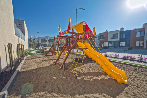 Casa En Venta Punta Mixe, León, Gto Modelo Sisa