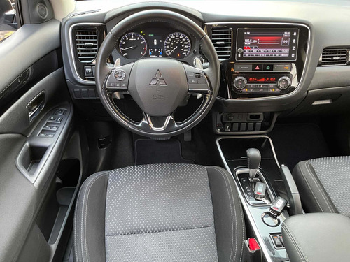 Mitsubishi Outlander 2.4 Se Plus Cvt 2019