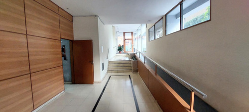 Venta Departamento 4 Ambientes En Flores. Excelente Ubicacion