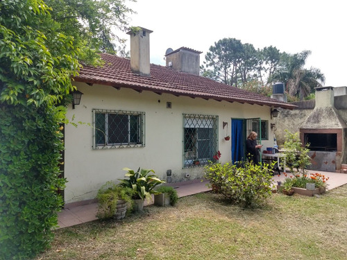 Imagen 3 de 12 de Casa Quinta En Venta En Laguna De Lobos 900 M2 2 Lotes Independientes Permuto Por Departamento En Caba