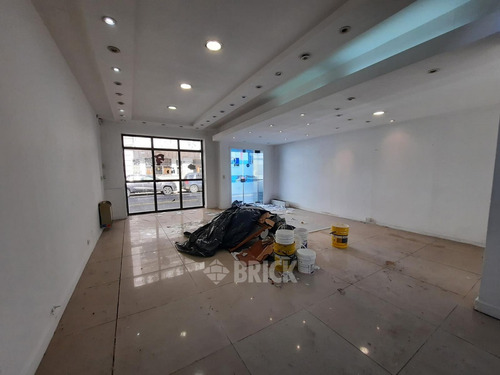 (venta En Block) Local Y 3 Deptos En Carlos Calvo Al 1100 - 534 M2 Cub De Existencia