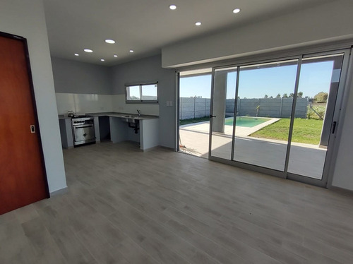 Imagen 2 de 30 de Venta De Campo, La Plata
