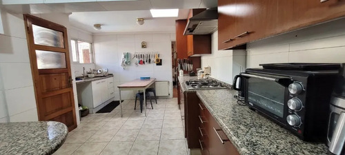 Espectacular Casa Familiar En Av. Echeñique Amplitud, Comoda