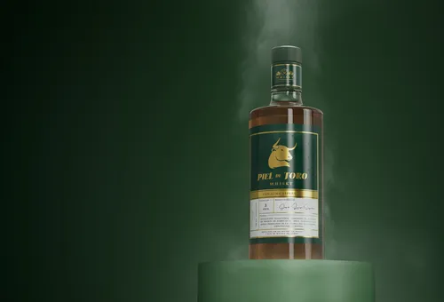 Whisky Piel De Toro Con Alma Española Bostonmartin