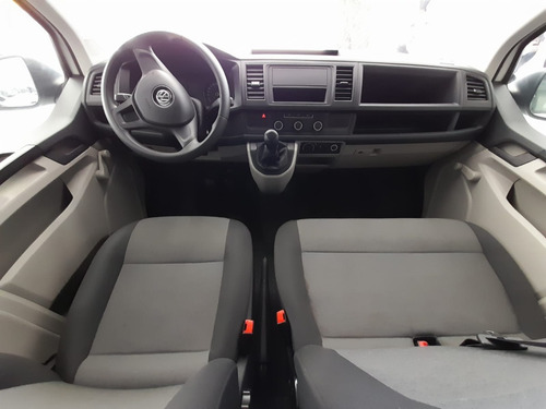 Imagen 8 de 15 de Volkswagen Transporter Pasajeros 2019