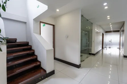 Oficina En Arriendo/venta En Chico Norte. Cod A1105065