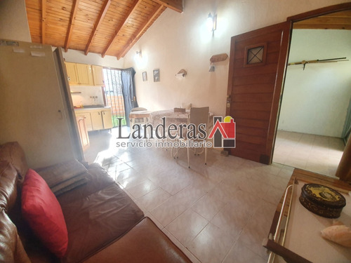 Imagen 6 de 20 de Casa 3 Amb. - Sobre Lote Propio De 10 X 30