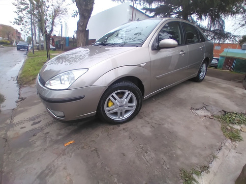 Ford Focus 2.0 Ghia