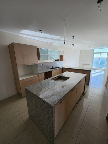 Imagen 6 de 21 de Penthouse Dos Dormitorios En Alquiler - Barrio General Paz- Complejo Miracielos