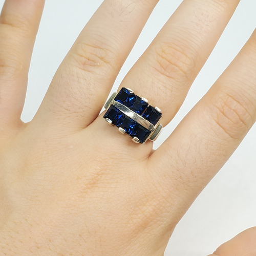 Imagen 6 de 10 de Anillo Plata Con 6 Piedras Cuadradas Azul