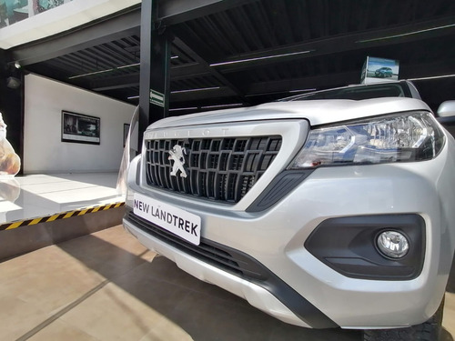 Imagen 3 de 14 de Peugeot Landtrek Allure 4p 2.4 Thp 210 Aut 6 Vel4x2 2022