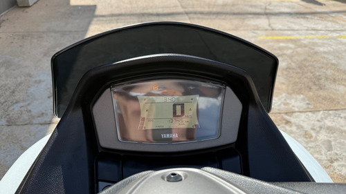 Yamaha N-max 2022