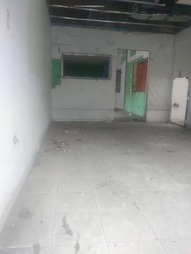 Imagen 3 de 5 de Terreno En Venta, Urbanizacion Tricentenaria, Barcelona