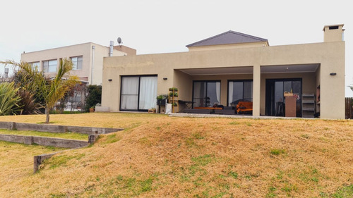 Imagen 17 de 20 de Antonini Modet - Casa En Venta En El Canton Norte