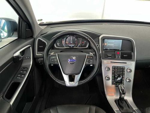 Imagem 10 de 15 de Volvo Xc60 2.0 T5 Mom 2017