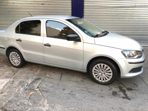Volkswagen Voyage 1.6 Comfortline 101cv 2013