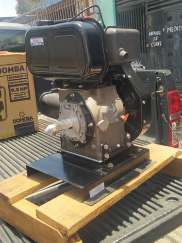 Imagen 2 de 2 de Motor A Gasoil Lombardini 12hp 3500rpm Made In Italy