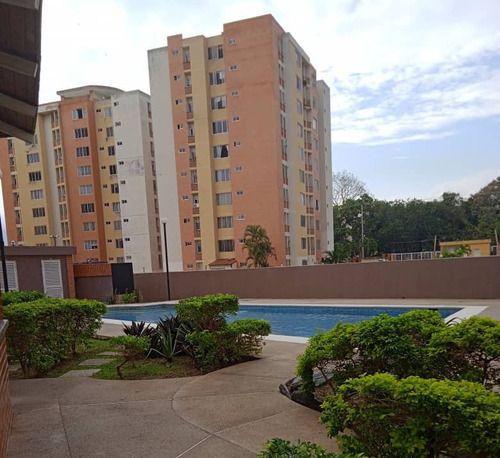 En Alquiler Apartamento En Edificio Doral Country Naguanagua El Rincón. Naguanagua Carabobo. Samir Trosel1